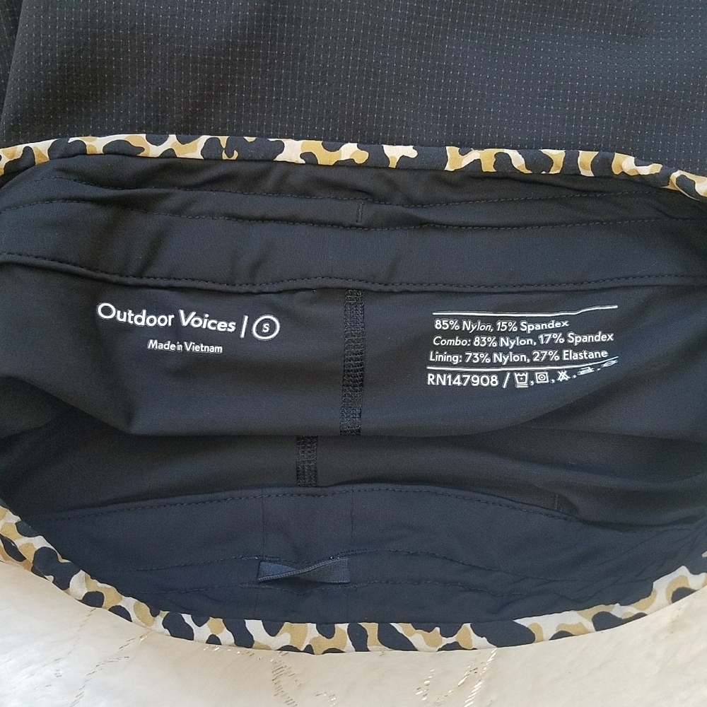 Outdoor Voices The Exercise Skort Leopard Print - Picture 6 of 7